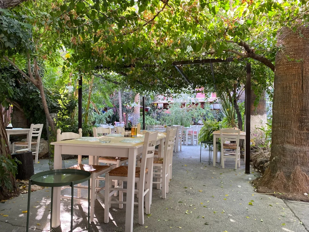 La terrasse, d'avril à octobre